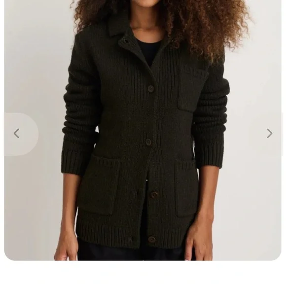 Alex Mill Sabine Sweater in Merino Wool
Heather Olive - Picture 2 of 7